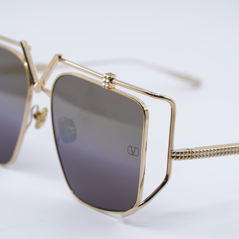 Valentino VLS-116 Square Sunglasses