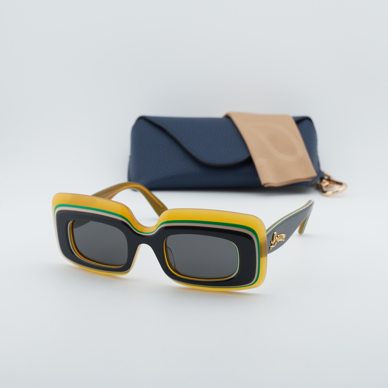 Loewe LW40139U Rectangle Sunglasses