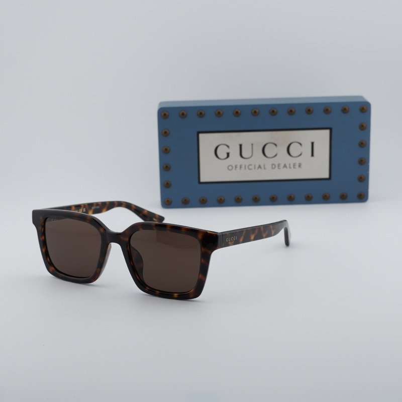 Gucci GG1582SK Shield Sunglasses