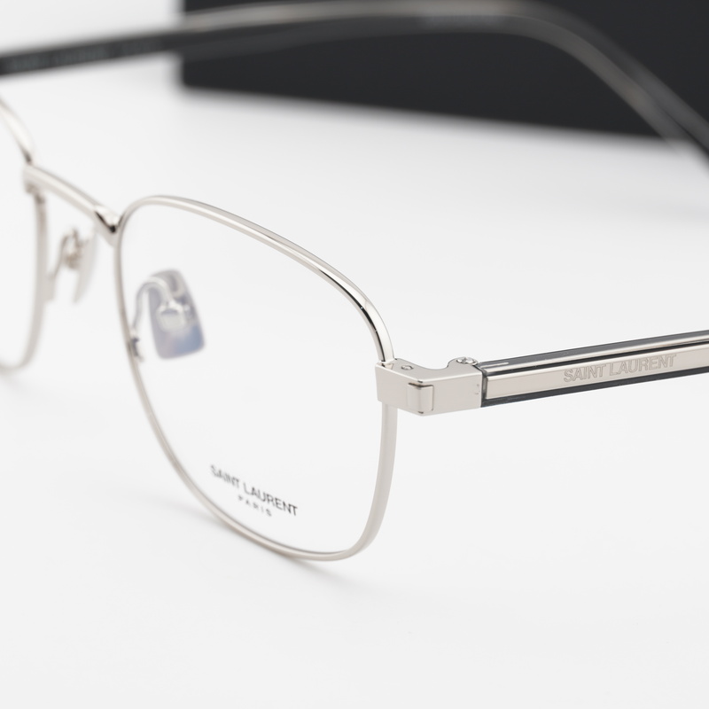 Saint Laurent SL699 Round Eyeglasses