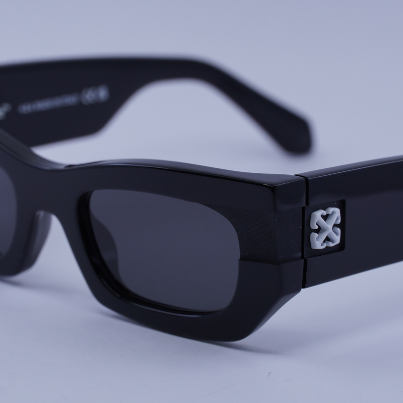 Off-White OERI147BELLEVILLE Cat Eye Sunglasses