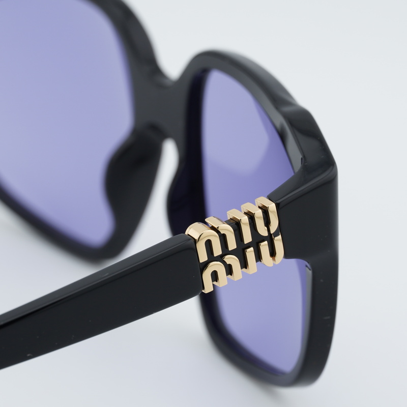 Miu Miu MUA07S Square Sunglasses