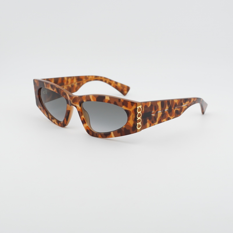 Gucci GG2040S Cat Eye Sunglasses