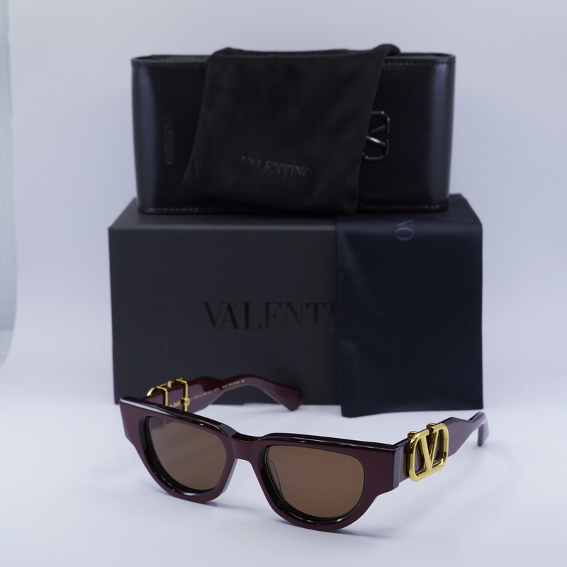 Valentino VLS-103 Cat Eye Sunglasses
