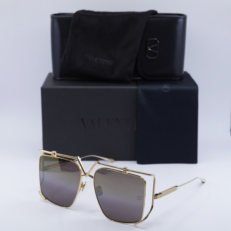 Valentino VLS-116 Square Sunglasses