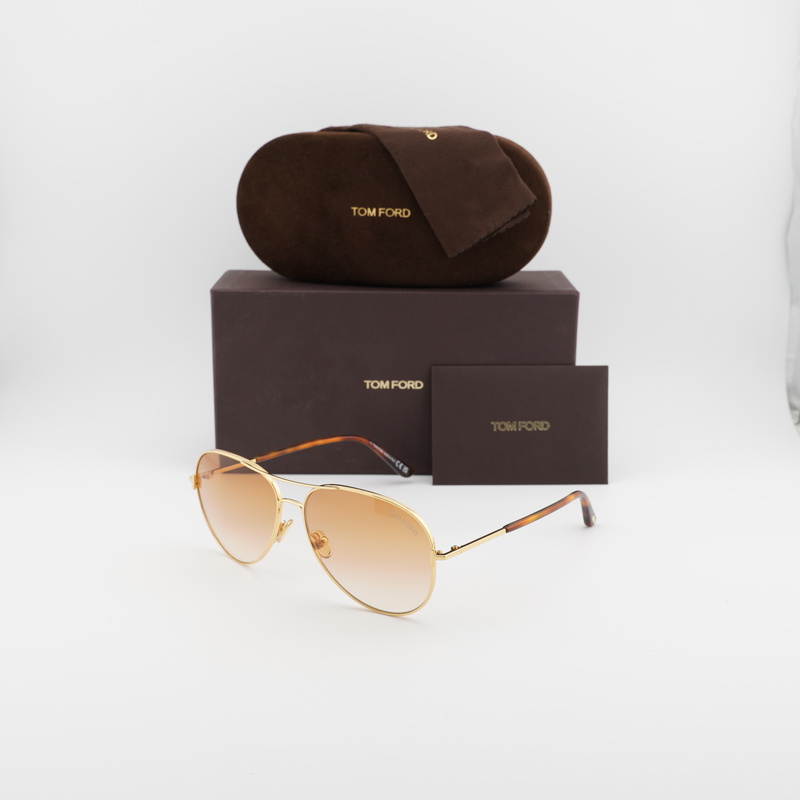 Tom Ford FT0823 Aviator Sunglasses