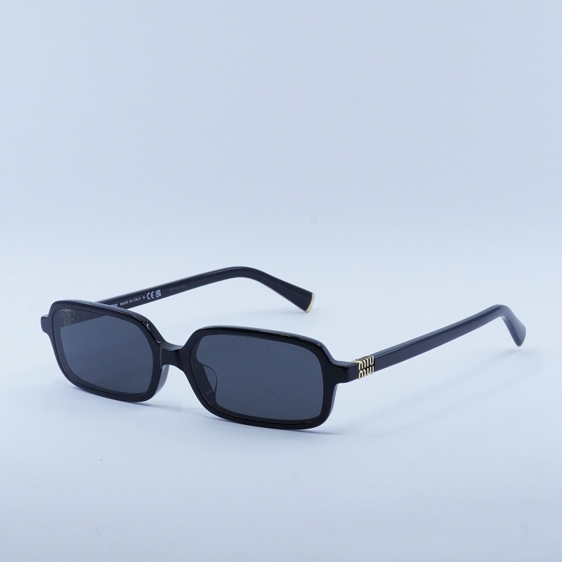 Miu Miu MU11ZSF Rectangle Sunglasses
