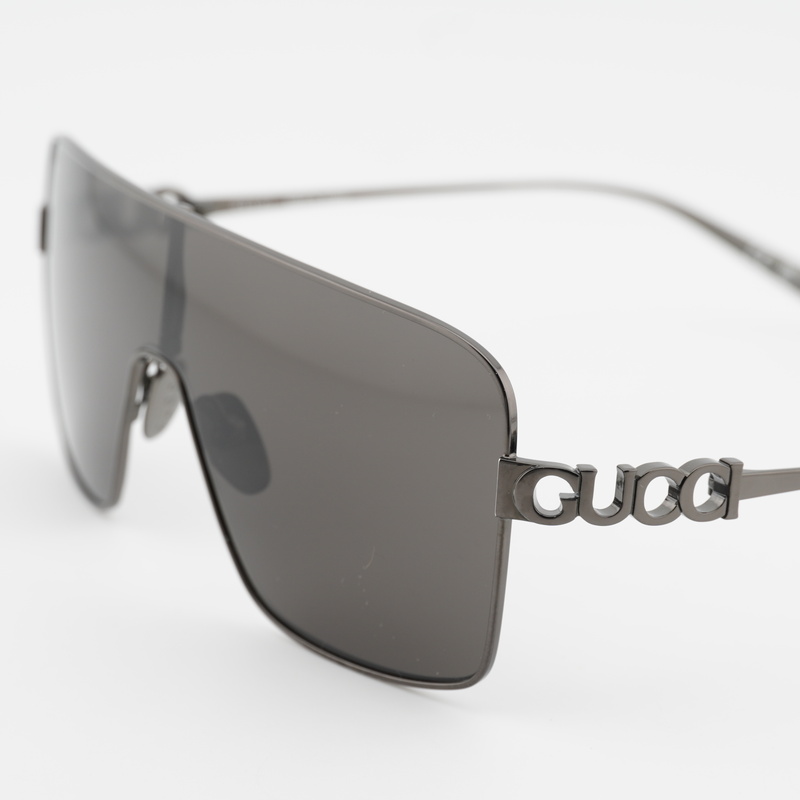 Gucci GG1936S Shield Sunglasses