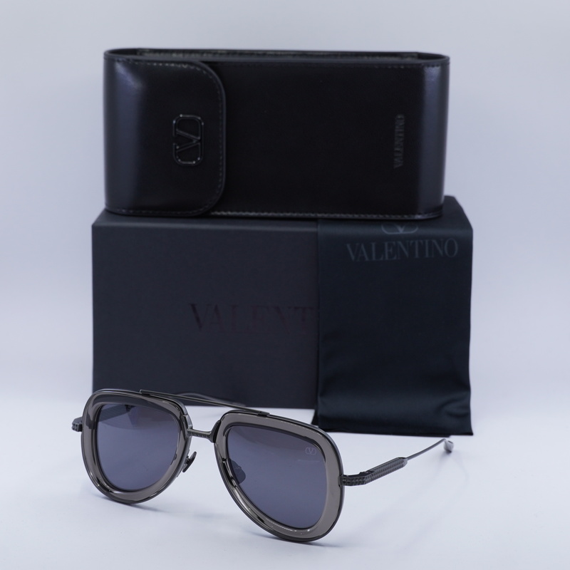 Valentino VLS-129 Aviator Sunglasses