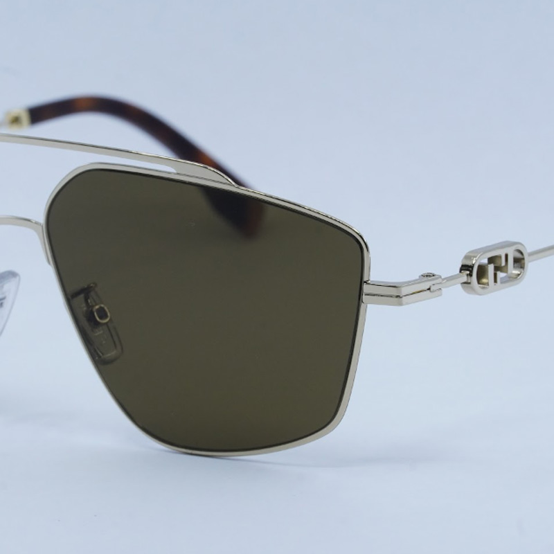 Fendi FE40079U Aviator Sunglasses