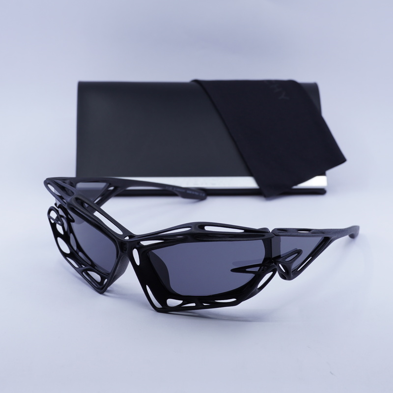 Givenchy GV40081I Geometric Sunglasses