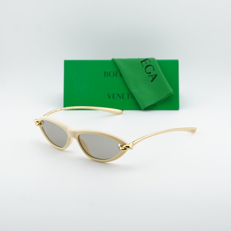 Bottega Veneta BV1390S Cat Eye Sunglasses