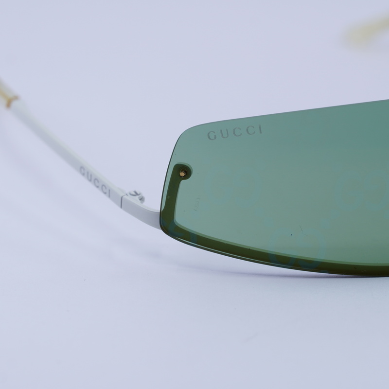 Gucci GG1561S Shield Sunglasses