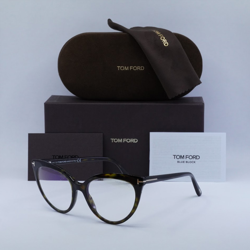 Tom Ford FT5674-B Cat Eye Eyeglasses
