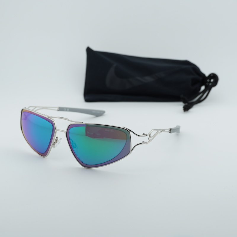 Nike NIKEVEILEV24048 Oval Sunglasses