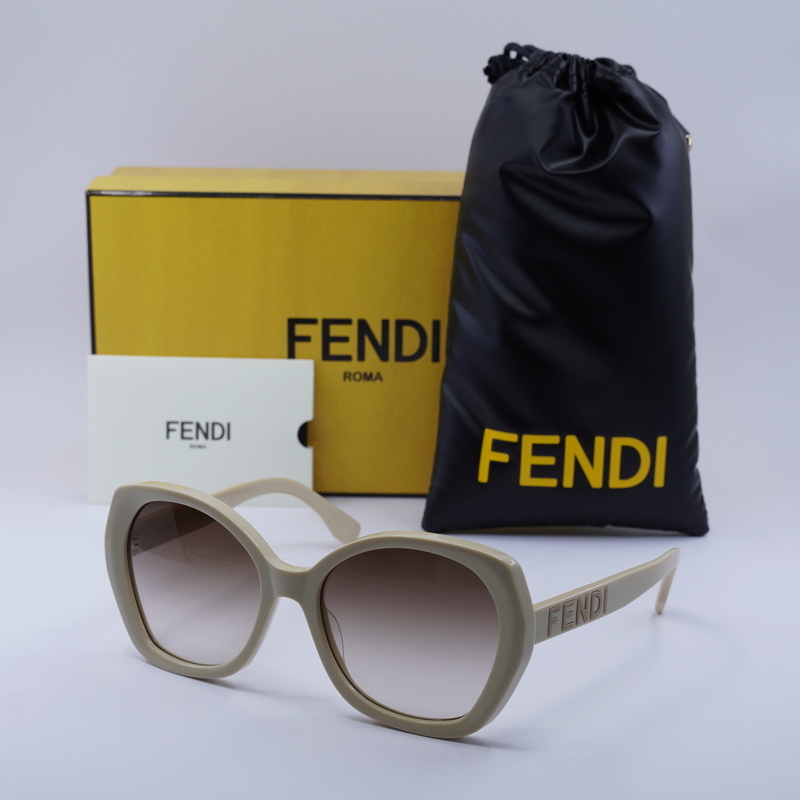 Fendi FE40112I Butterfly Sunglasses