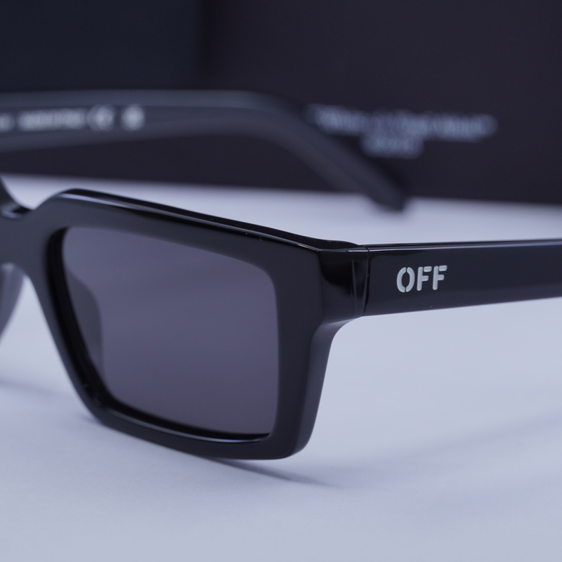 Off-White OERI13AWARREN Rectangle Sunglasses