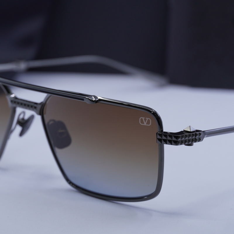 Valentino VLS-111 Rectangle Sunglasses