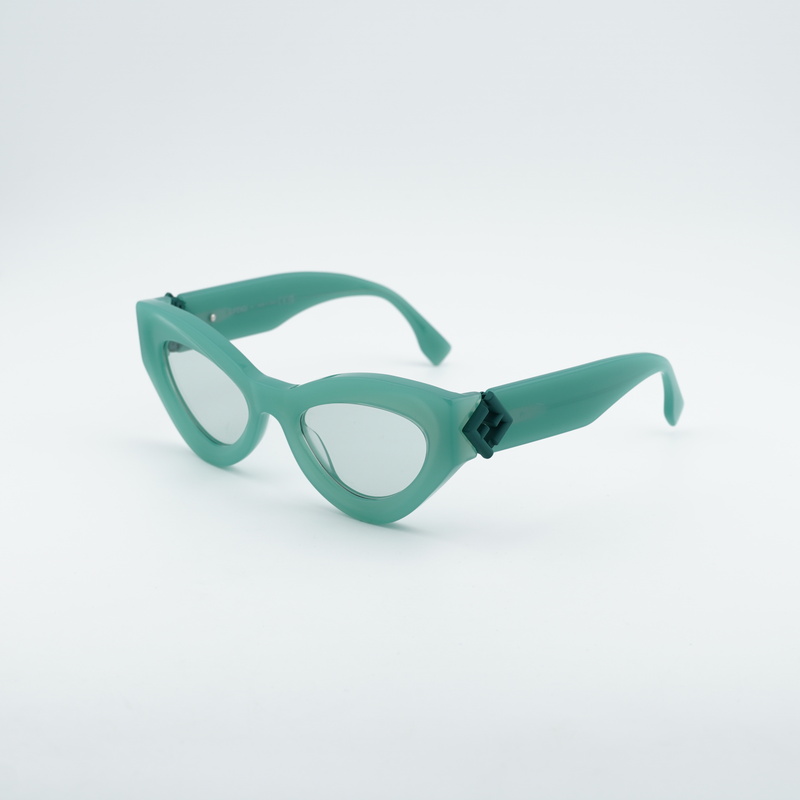 Fendi FE40146I Cat Eye Sunglasses