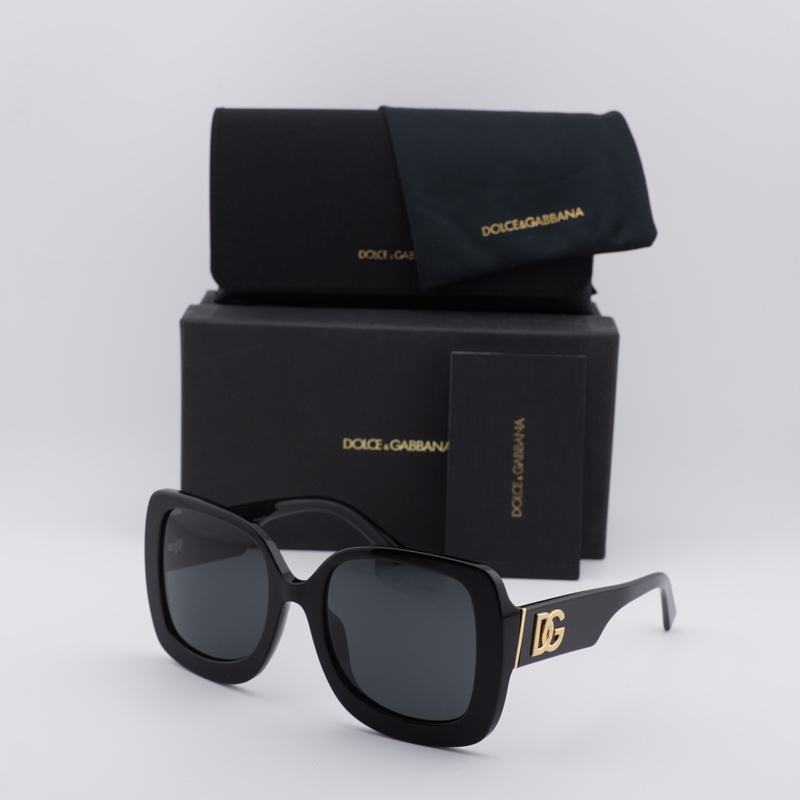 Dolce & Gabbana DG4513 Square Sunglasses