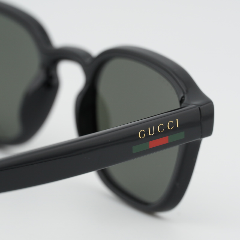 Gucci GG2106S Square Sunglasses