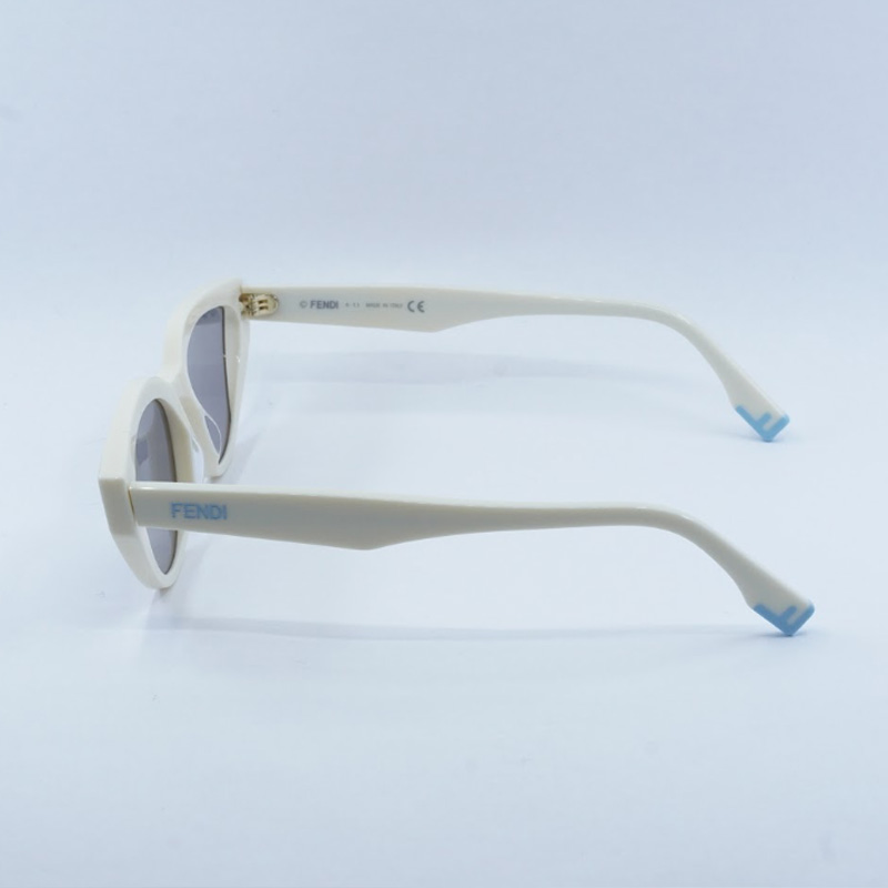 Fendi FE40009I Cat Eye Sunglasses