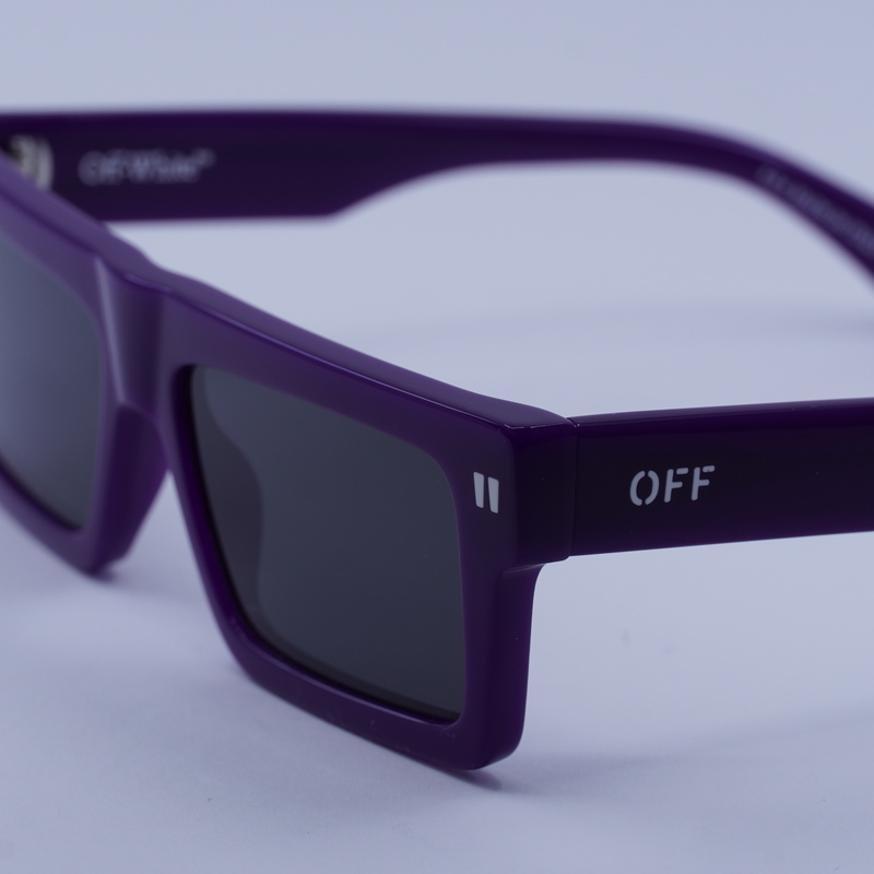 Off-White OERI13ZCHANDLER Square Sunglasses