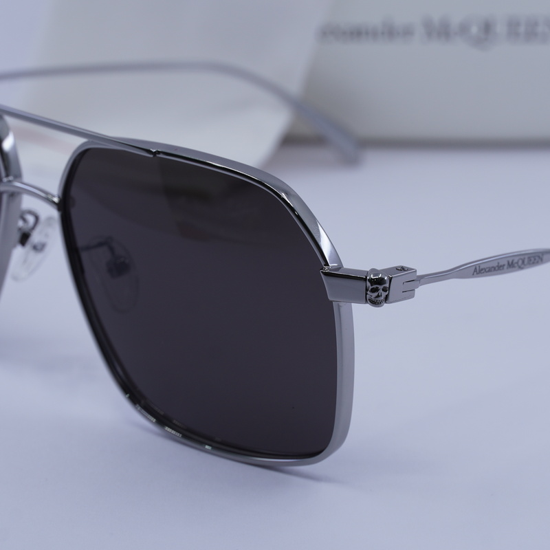 Alexander McQueen AM0372S Aviator Sunglasses