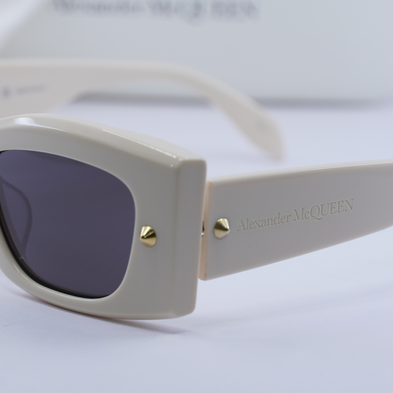 Alexander McQueen AM0426S Rectangle Sunglasses