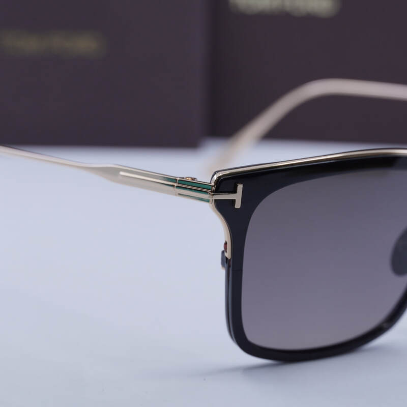 Tom Ford FT0831 Square Sunglasses