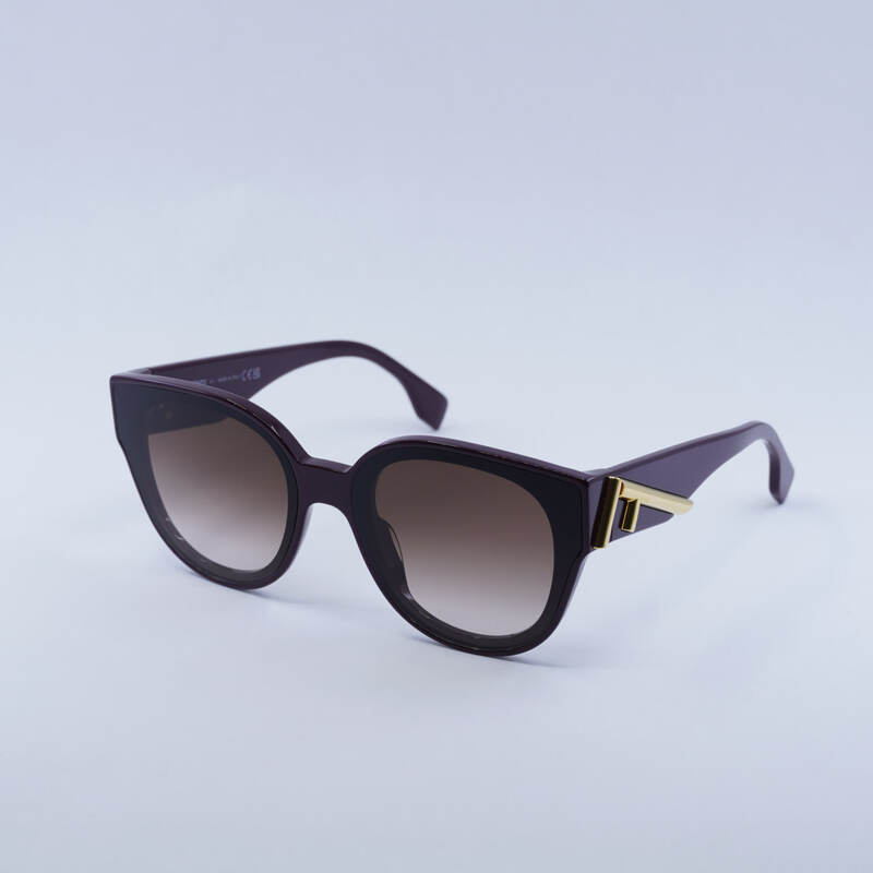 Fendi FE40111I Round Sunglasses