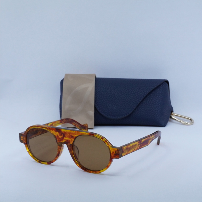 Loewe LW40020F Round Sunglasses