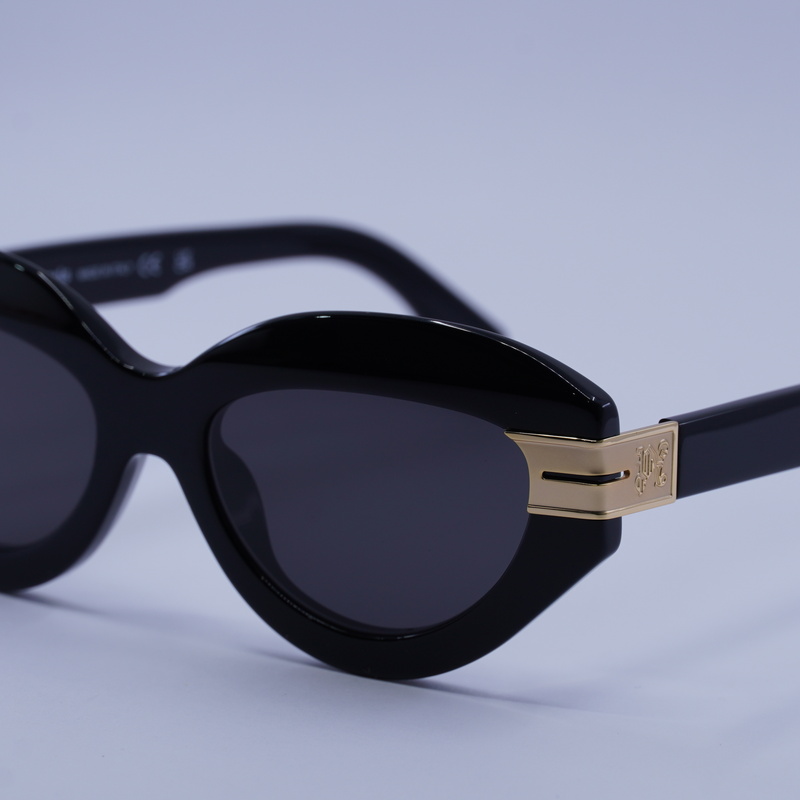 Palm Angels PERI10FMIRACLE Cat Eye Sunglasses