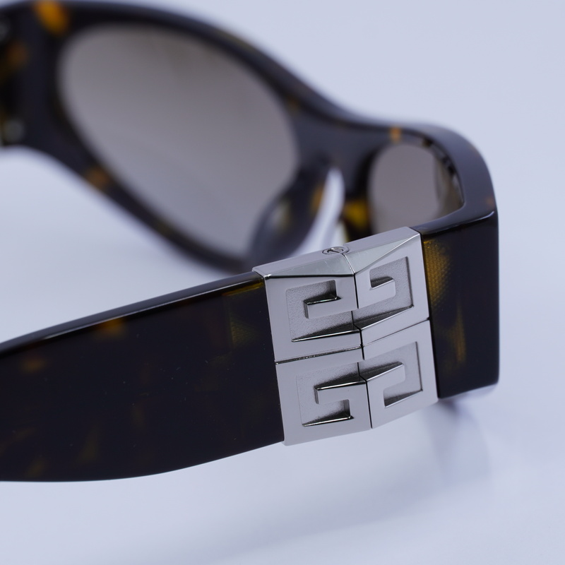 Givenchy GV40055I Cat Eye Sunglasses