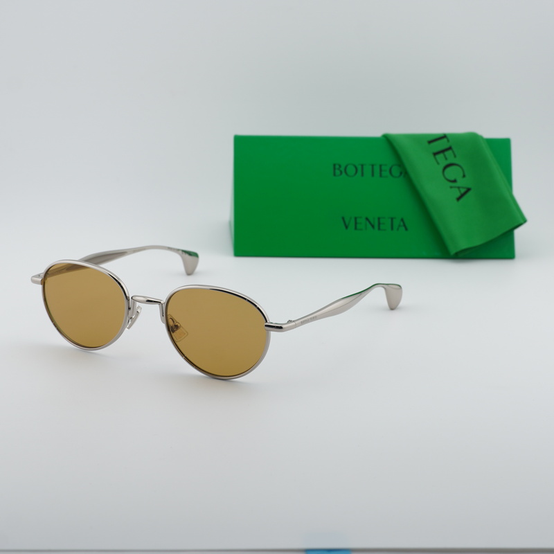 Bottega Veneta BV1396S Cat Eye Sunglasses