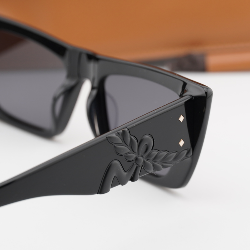 MCM MW0021 Cat Eye Sunglasses