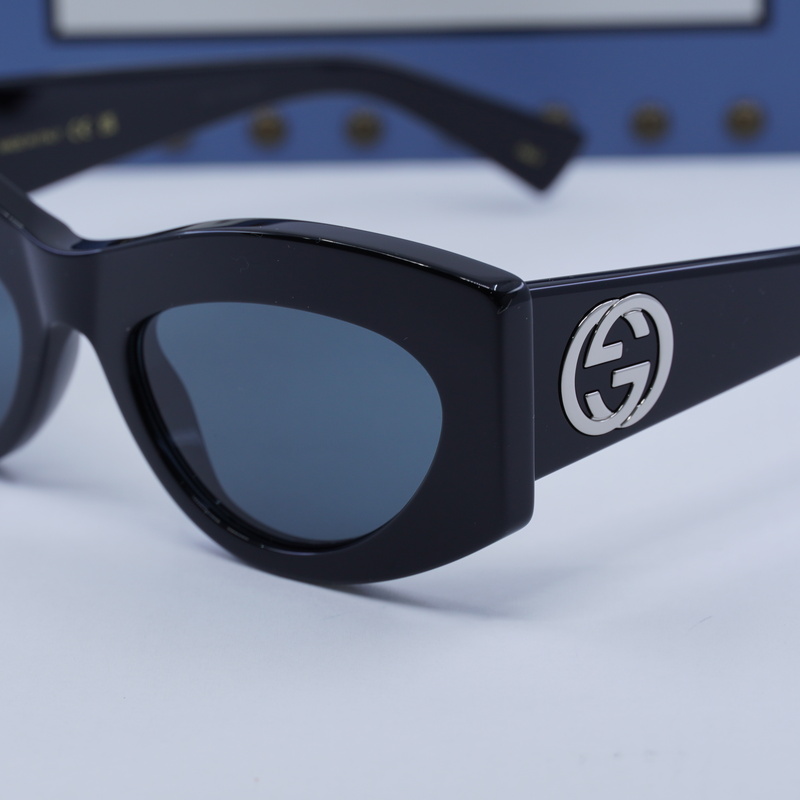 Gucci GG1843S Cat Eye Sunglasses