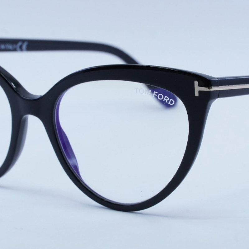 Tom Ford FT5674-B Cat Eye Eyeglasses