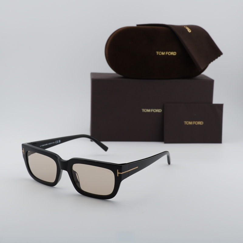 Tom Ford FT1075 Rectangle Sunglasses
