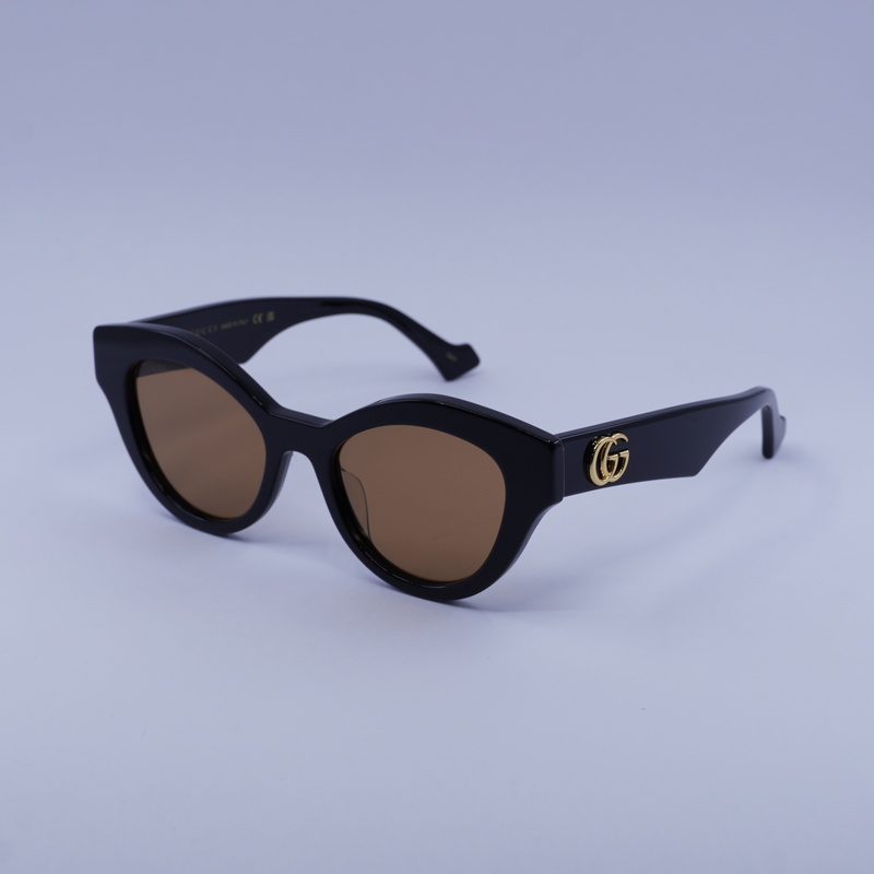 Gucci GG0957S Cat Eye Sunglasses