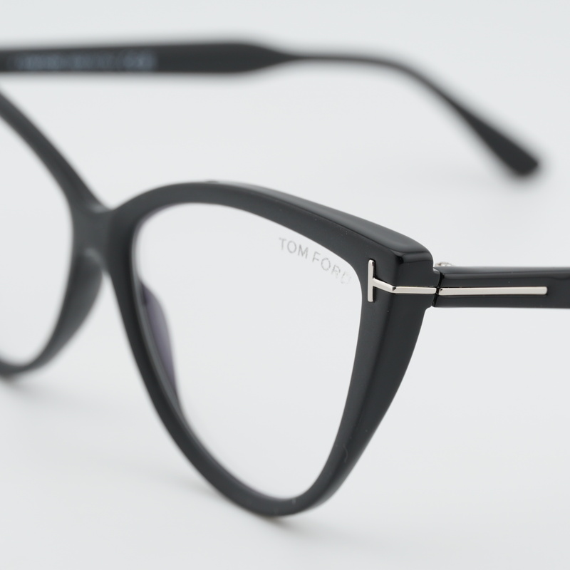 Tom Ford FT5843-B Cat Eye Eyeglasses