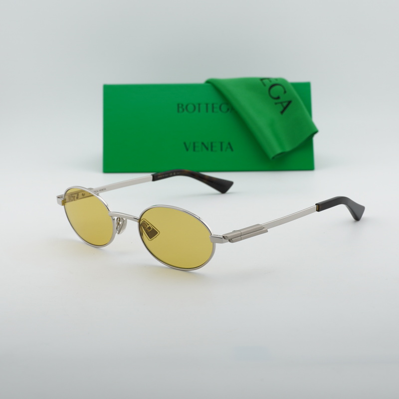Bottega Veneta BV1470S Oval Sunglasses