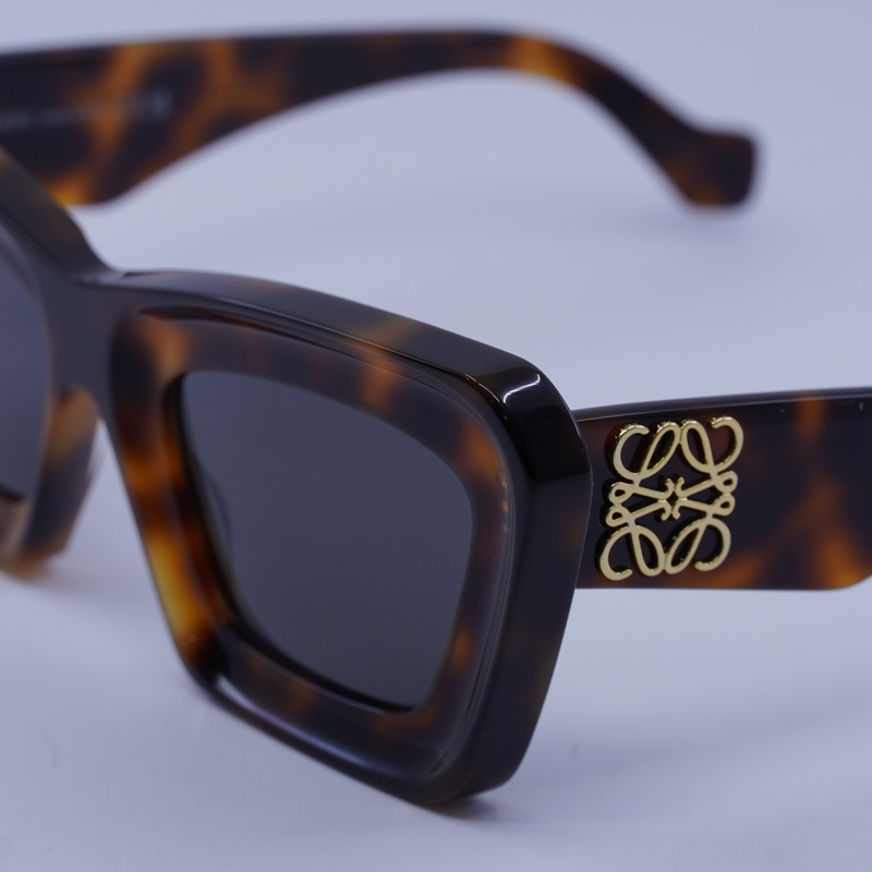Loewe LW40145I Butterfly Sunglasses