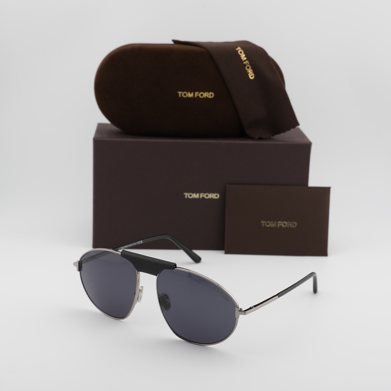 Tom Ford FT1095 Aviator Sunglasses