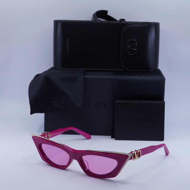 Valentino VLS-113 Cat Eye Sunglasses