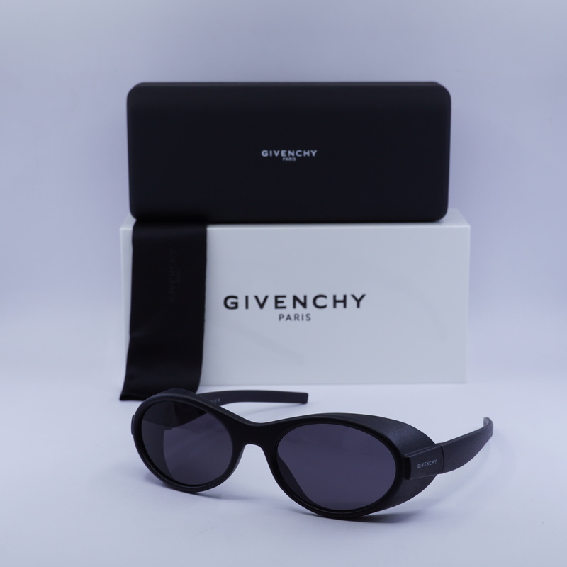 Givenchy GV40065I Oval Sunglasses