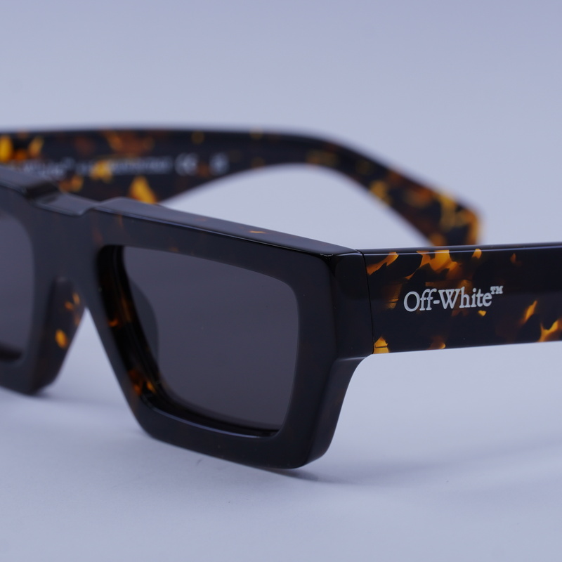 Off-White OERI129MANCHESTER Rectangle Sunglasses