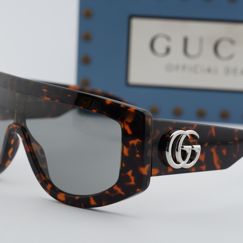 Gucci GG1950S Shield Sunglasses